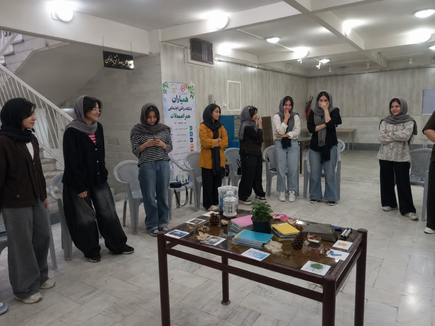 سومین دوره کارگاه آموزشی همیاران سلامت سومین دوره کارگاه آموزشی همیاران سلامت